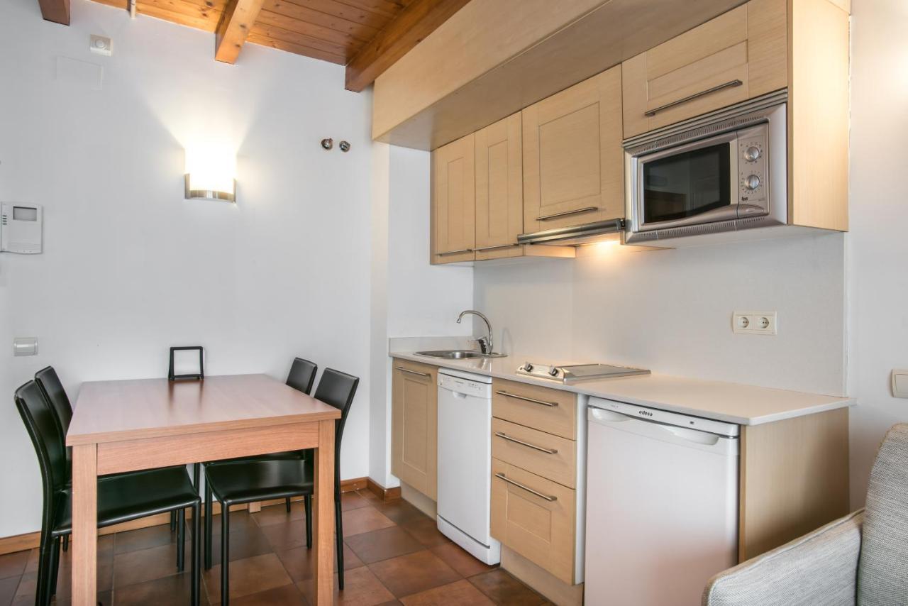Apartamentos Snoe Mont Romies Unhola Salardú Extérieur photo