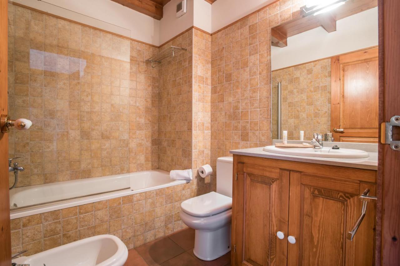 Apartamentos Snoe Mont Romies Unhola Salardú Extérieur photo